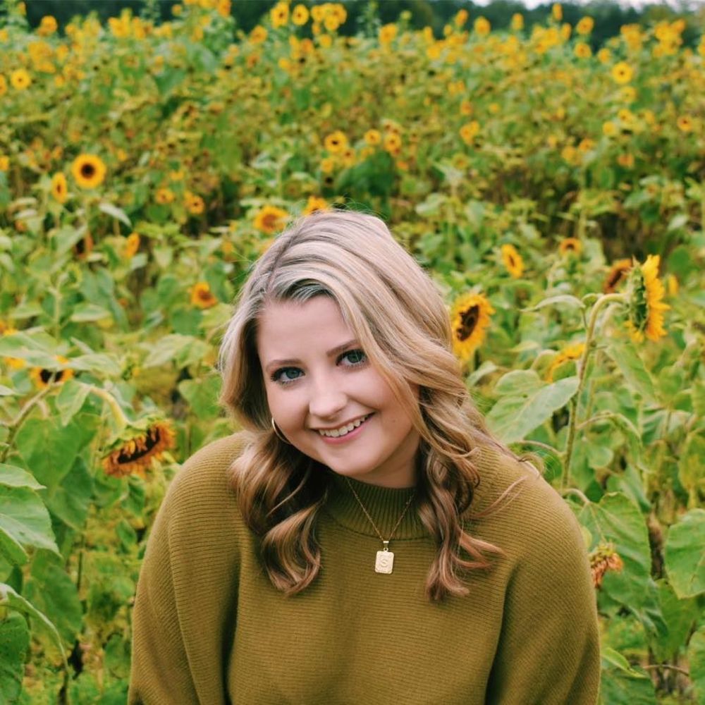Meet your Posher, Stephanie